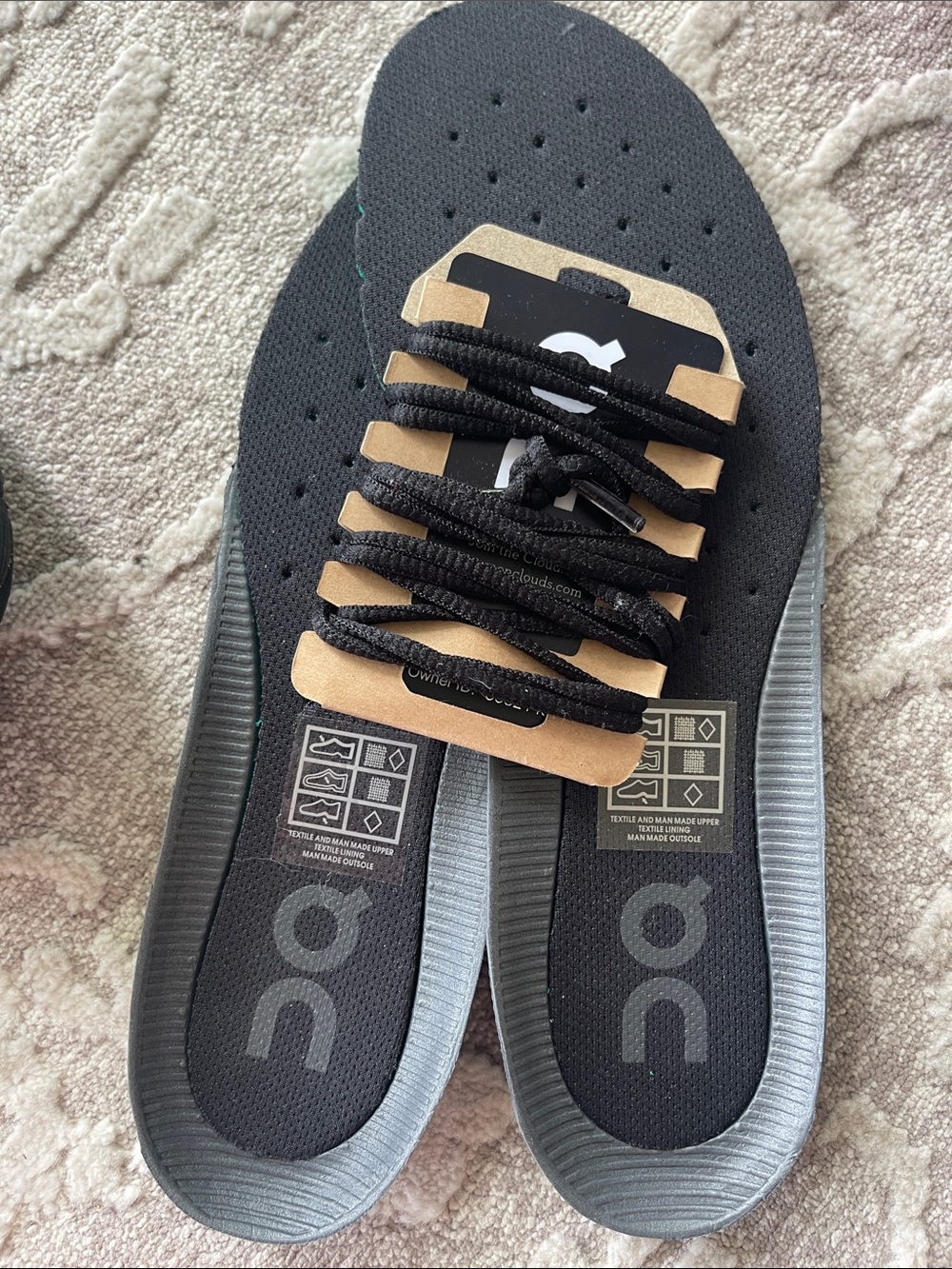On Running Women’s Black Athletic Running Shoes - Picture 7 of 7
